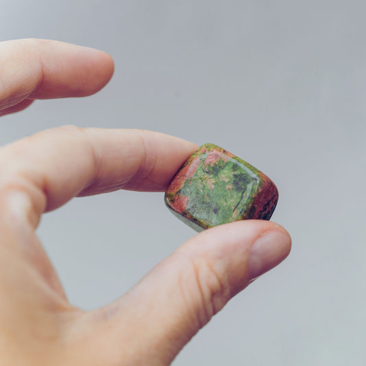 Unakite Rolado — Resiliência, Desbloqueios, Cura Interior